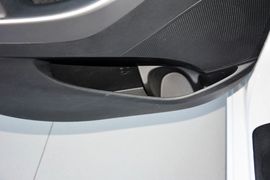 2015款现代朗动1.6L自动领先型