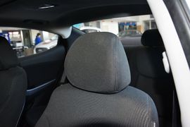 2015款现代朗动1.6L自动领先型