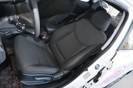 2015款现代朗动1.6L自动领先型
