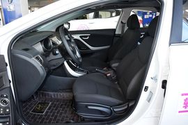 2015款现代朗动1.6L自动领先型