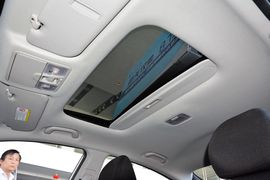 2015款现代朗动1.6L自动领先型