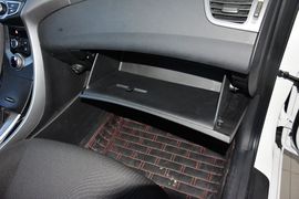 2015款现代朗动1.6L自动领先型