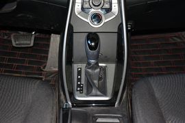 2015款现代朗动1.6L自动领先型