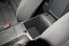 2015款现代朗动1.6L自动领先型