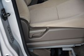 2015款五菱宏光V