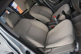 2015款五菱宏光V