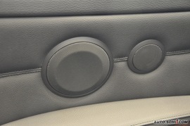 2010款宝马330i敞篷版