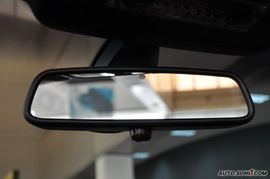 2010款宝马330i敞篷版