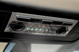 2010款宝马330i敞篷版