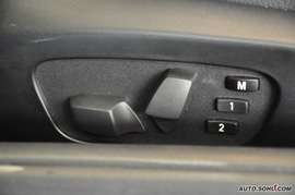 2010款宝马330i敞篷版