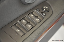 2010款宝马330i敞篷版