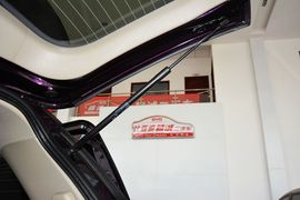 2015款比亚迪M6
