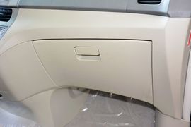 2015款比亚迪M6