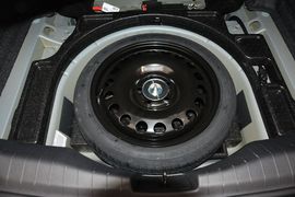 2015款雪佛兰科鲁兹1.4T手动精英版