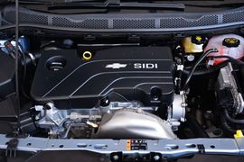 2015款雪佛兰科鲁兹1.4T手动精英版