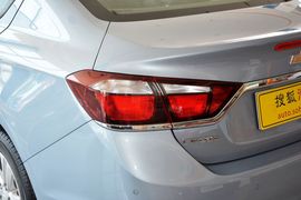 2015款雪佛兰科鲁兹1.4T手动精英版