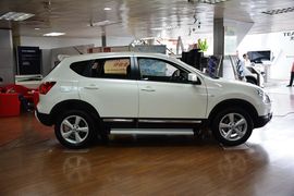 2015款日产逍客2.0XL