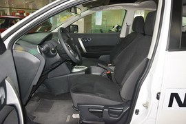 2015款日产逍客2.0XL