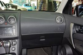2015款日产逍客2.0XL