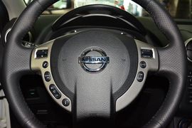 2015款日产逍客2.0XL