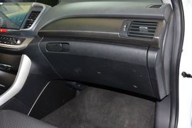 2015款本田雅阁2.0L