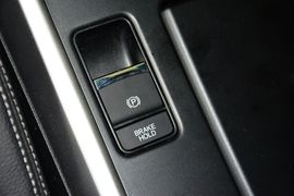 2015款本田雅阁2.0L