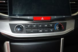 2015款本田雅阁2.0L