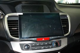 2015款本田雅阁2.0L