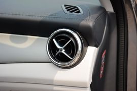 2015款奔驰GLA220