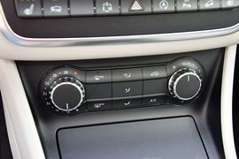 2015款奔驰GLA220