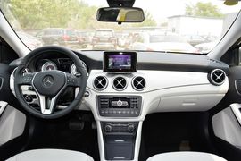 2015款奔驰GLA220