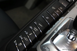 2010款保时捷Panamera
