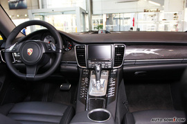 2010款保时捷Panamera