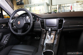 2010款保时捷Panamera
