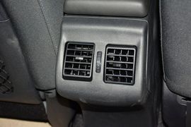 2015款雷诺风朗2.0L标准版