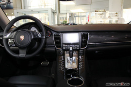 2010款保时捷Panamera