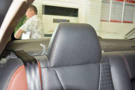 2015款比亚迪速锐1.5L手动豪华型