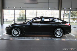 2010款保时捷Panamera