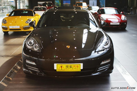 2010款保时捷Panamera