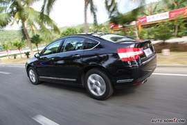 2009款雪铁龙C5试驾