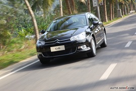 2009款雪铁龙C5试驾