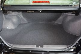 2015款东南V3菱悦1.5L手动幸福版