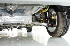 2015款东南V3菱悦1.5L手动幸福版