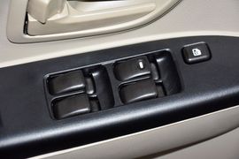 2015款东南V3菱悦1.5L手动幸福版