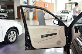 2015款东南V3菱悦1.5L手动幸福版