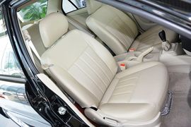 2015款东南V3菱悦1.5L手动幸福版