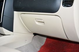 2015款东南V3菱悦1.5L手动幸福版