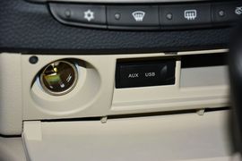 2015款东南V3菱悦1.5L手动幸福版