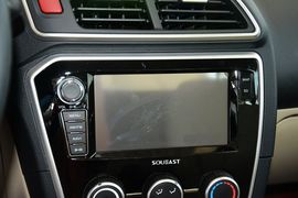 2015款东南V3菱悦1.5L手动幸福版