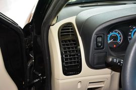 2015款东南V3菱悦1.5L手动幸福版